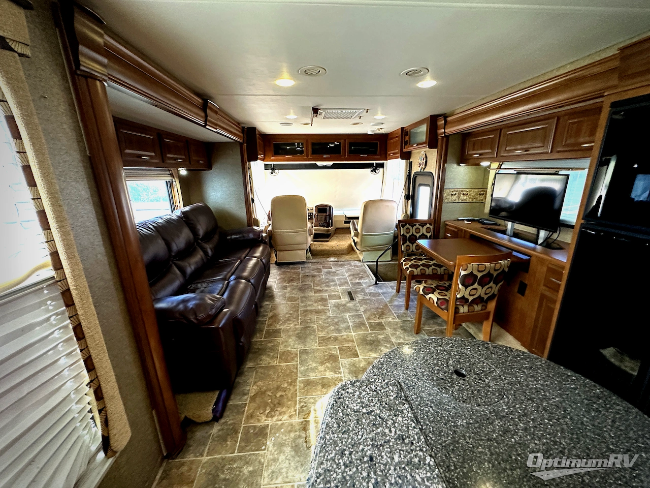 2014 Thor Challenger 37GT Photo 7
