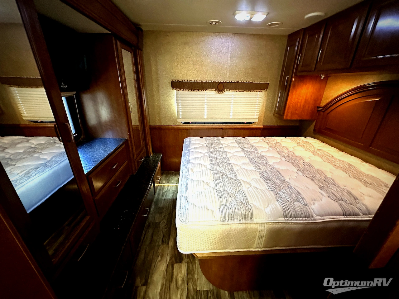 2014 Thor Challenger 37GT Photo 19