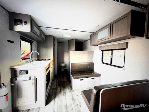 2023 Dutchmen Coleman 17B RV Photo 2