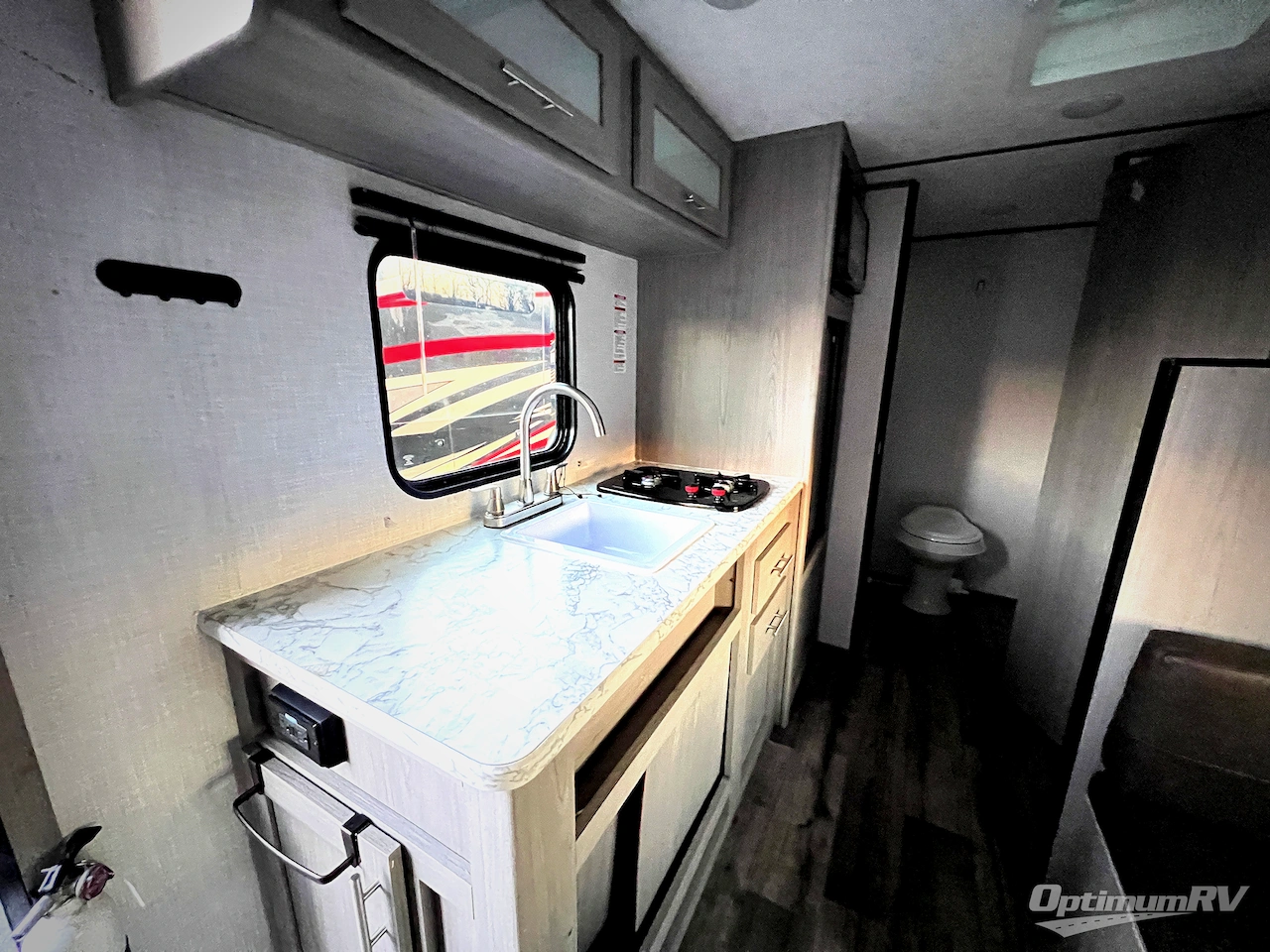 2023 Dutchmen Coleman 17B Photo 6