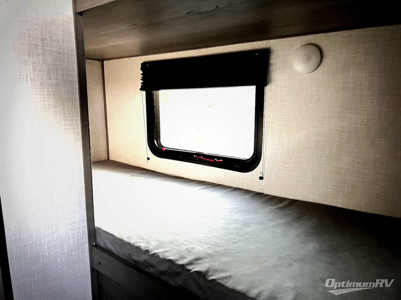 2023 Dutchmen Coleman 17B Photo 15