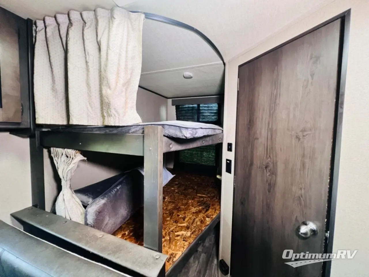 SOLD! - Used 2022 Grand Design Transcend Xplor 247BH Travel