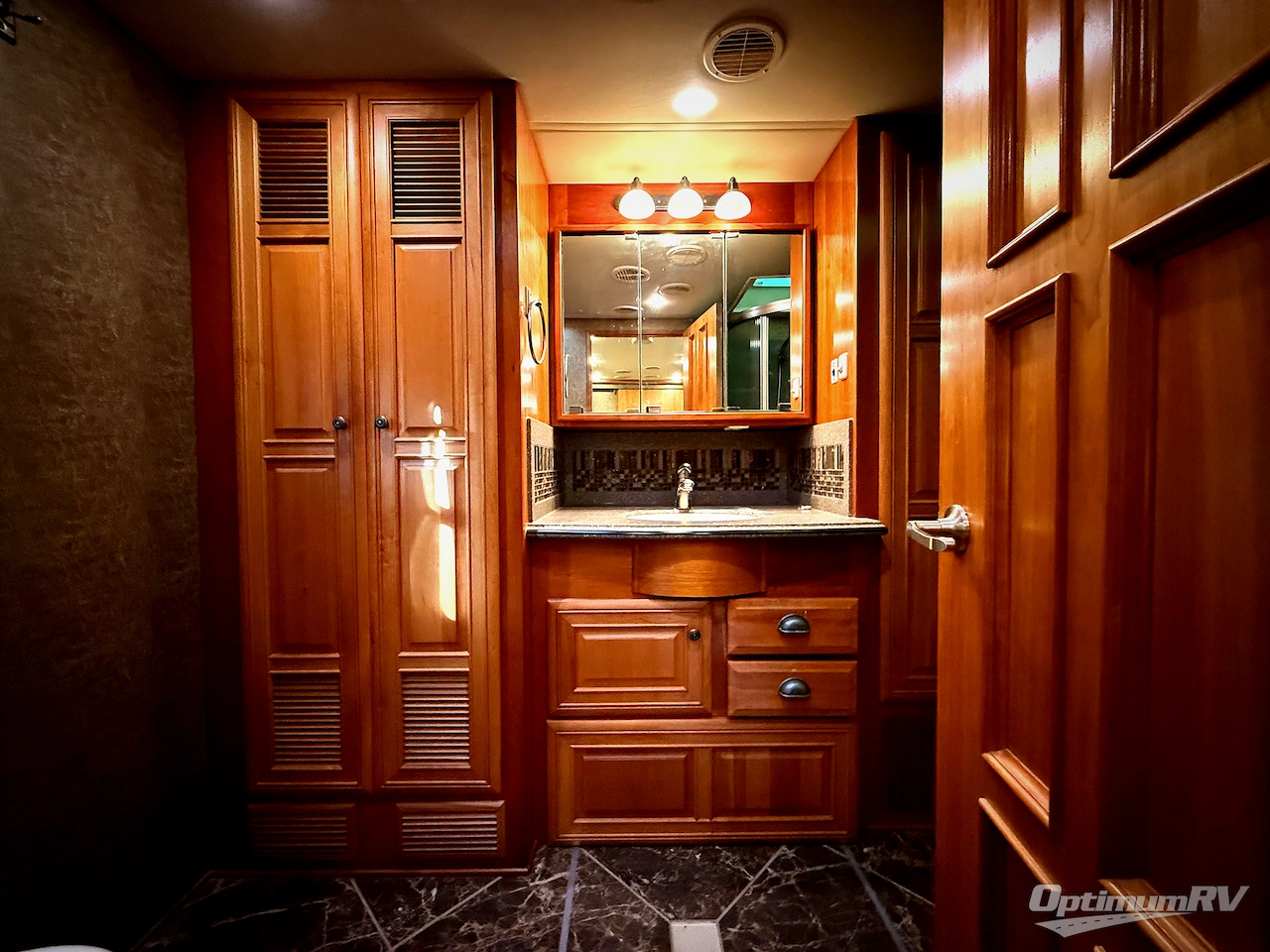 2013 Newmar Dutch Star 4318 Photo 21