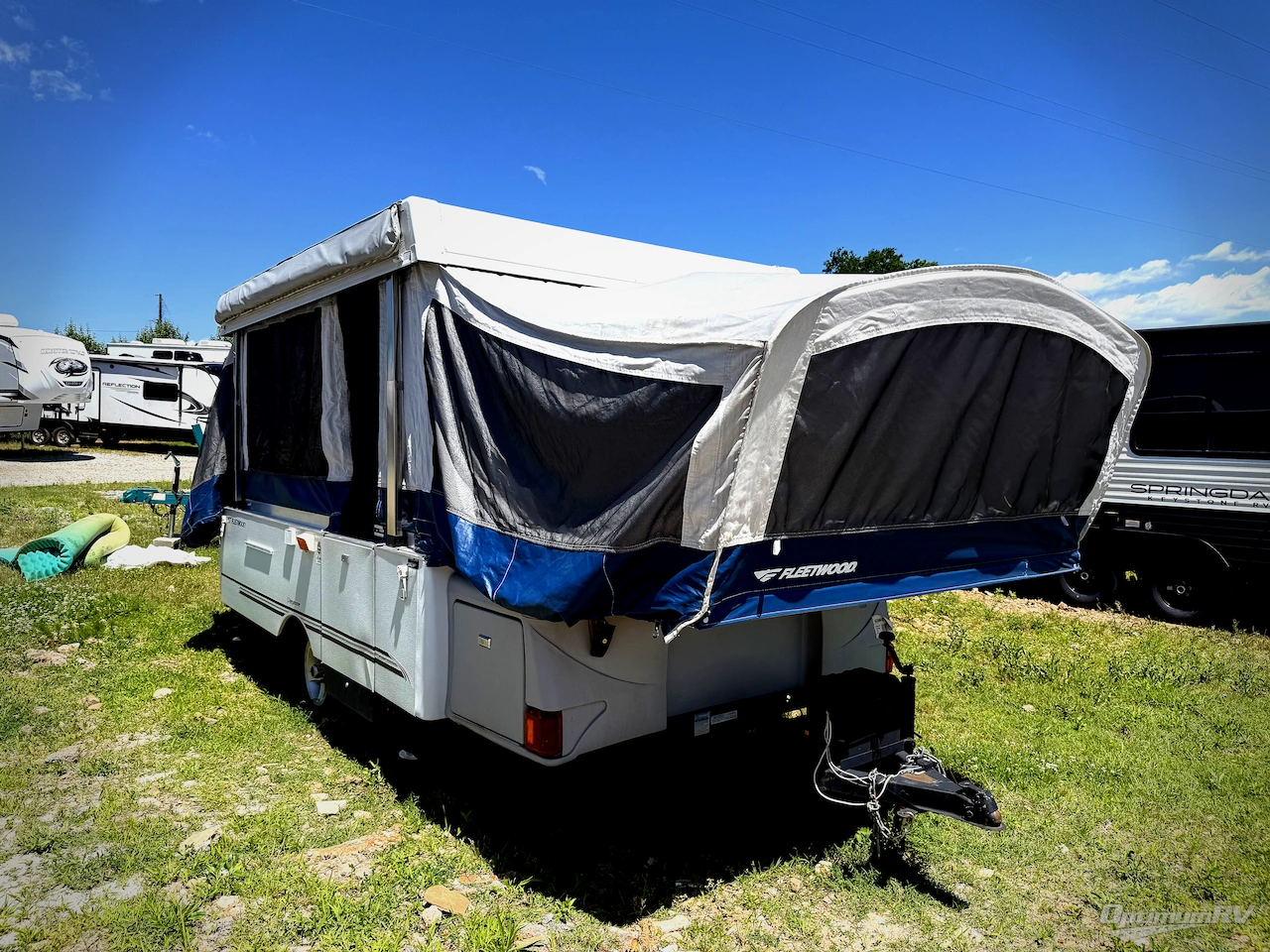 2007 Fleetwood Cheyenne 4196 Photo 6