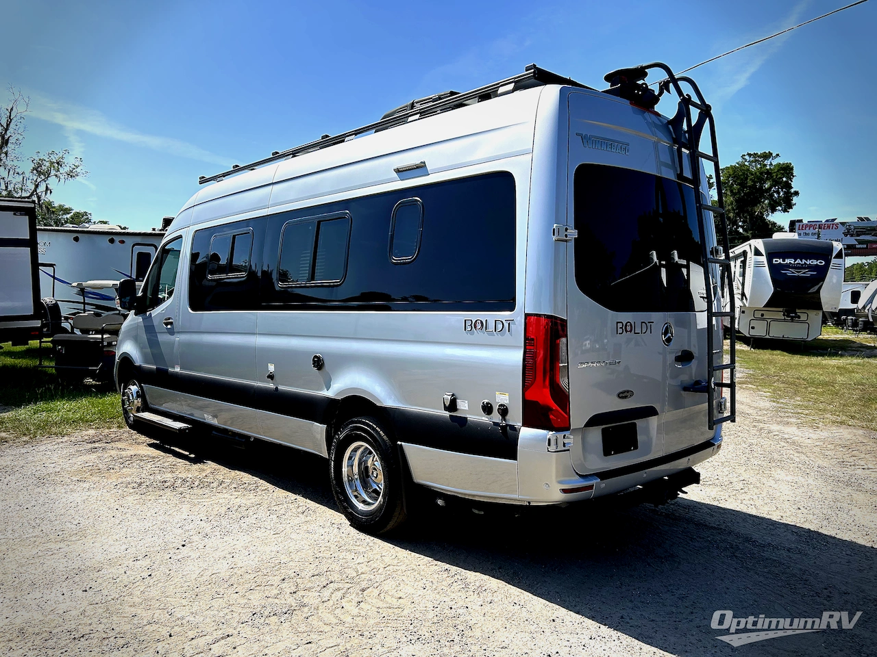 2020 Winnebago Boldt 70 KL Photo 3