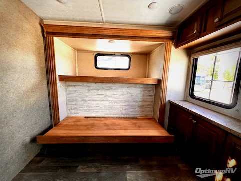2019 Forest River Flagstaff Classic Super Lite 832BHDS RV Photo 4