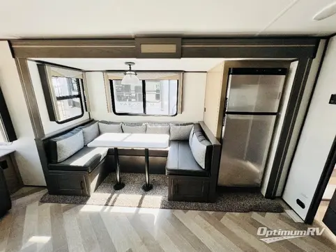 2021 Cruiser Twilight Signature TWS 2500 RV Photo 3