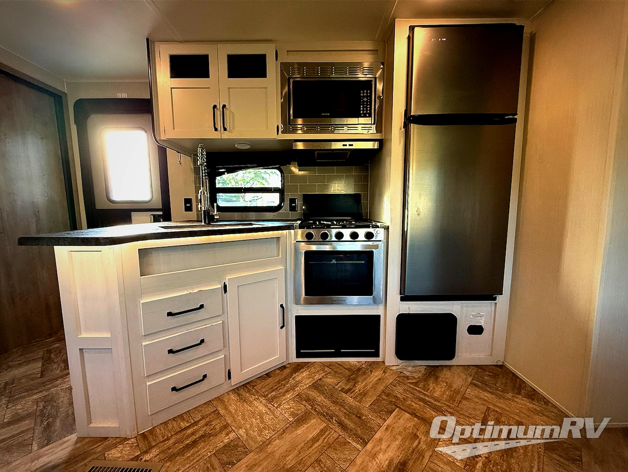 2023 Palomino Puma 32RBFQ Photo 9