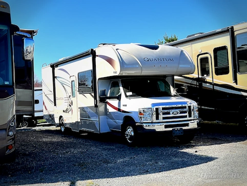 Used 2018 Thor Quantum RQ29 Featured Photo