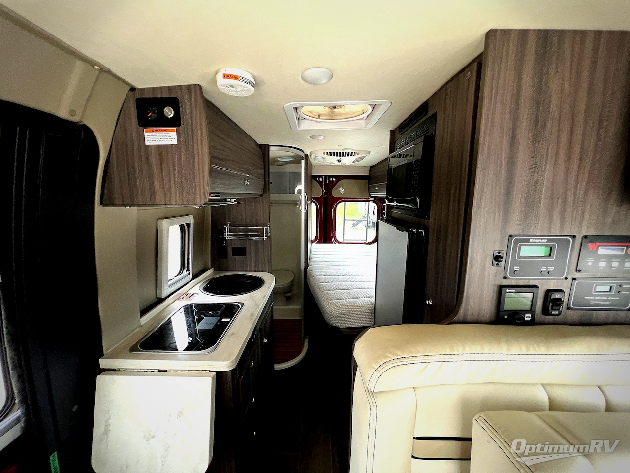 2019 Winnebago Travato 59GL Photo 5
