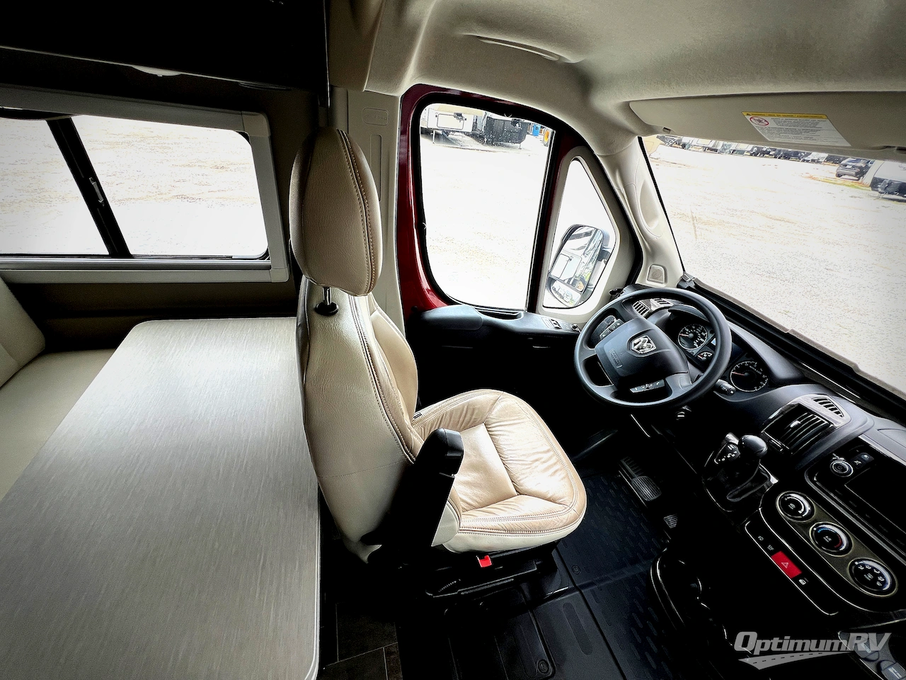 2019 Winnebago Travato 59GL Photo 7