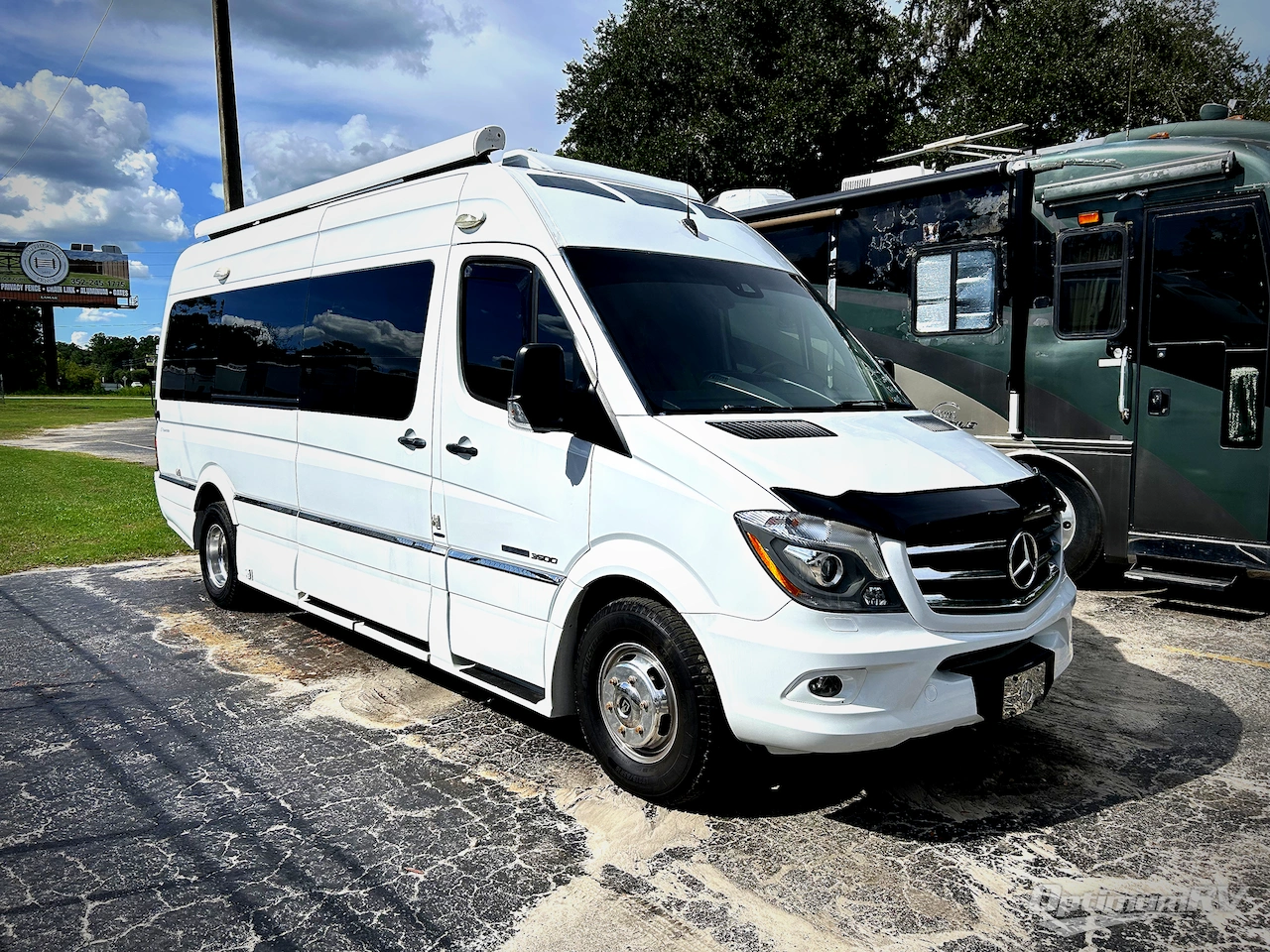 2017 Roadtrek Adventurous RS Photo 1