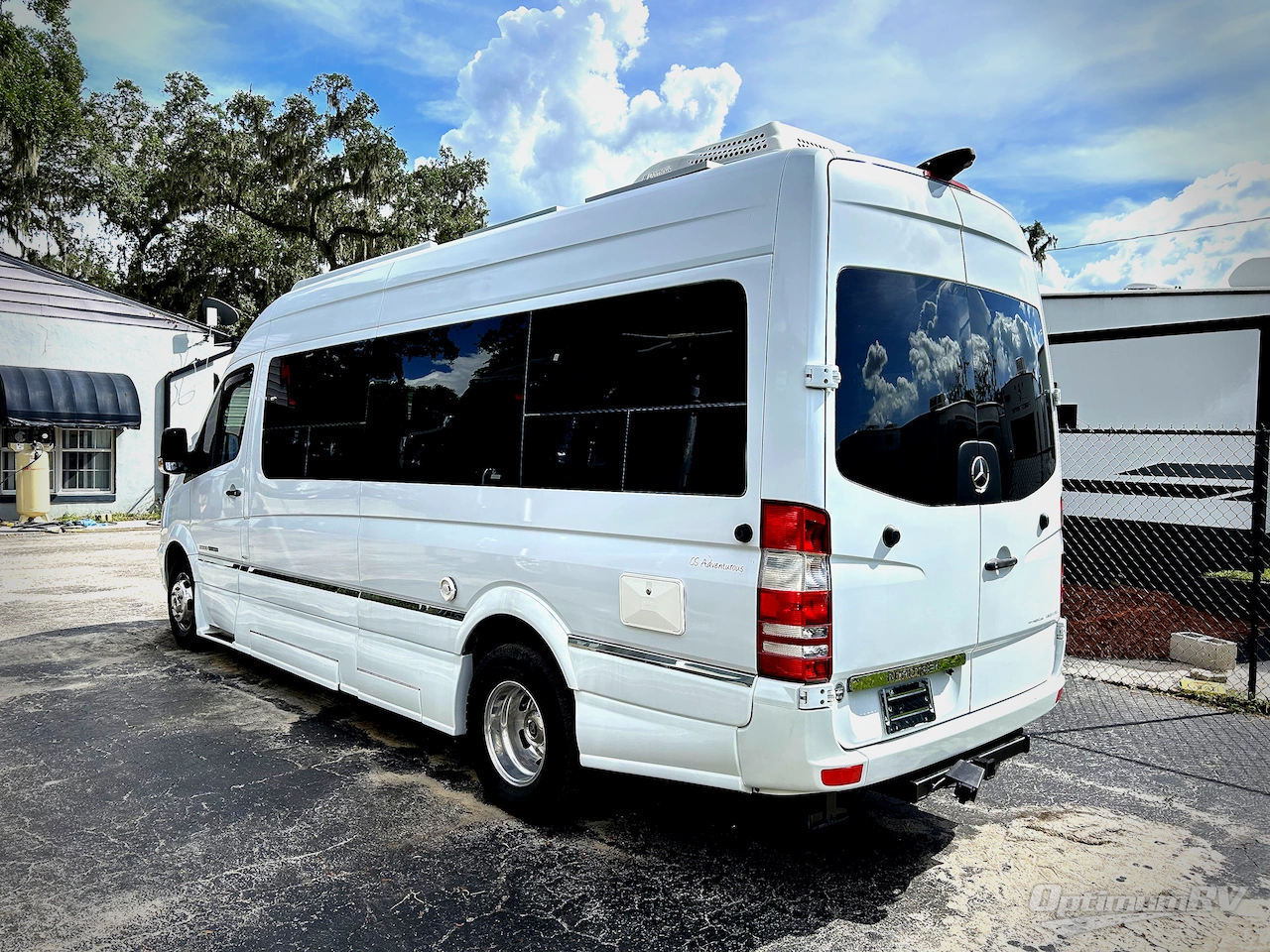 2017 Roadtrek Adventurous RS Photo 3