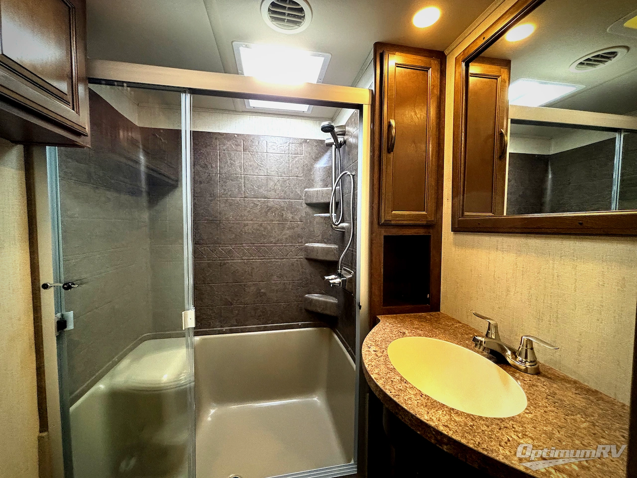 2019 Forest River Sandpiper 372LOK Photo 8