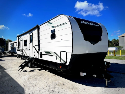 Used 2024 Heartland Eddie Bauer 33FK Featured Photo