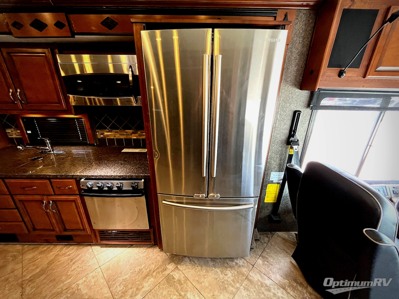 2014 Fleetwood Expedition 38B Photo 15