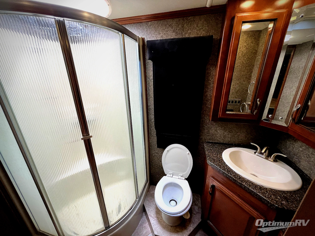 2014 Fleetwood Expedition 38B Photo 23