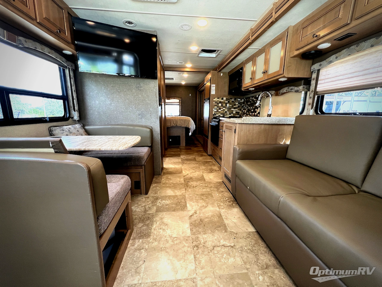 2018 Thor Windsport 29M Photo 9