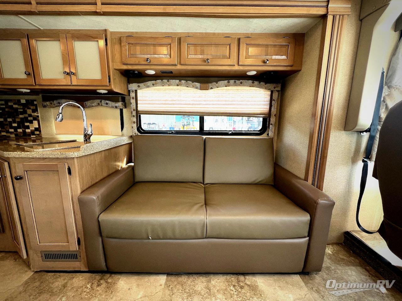 2018 Thor Windsport 29M Photo 12