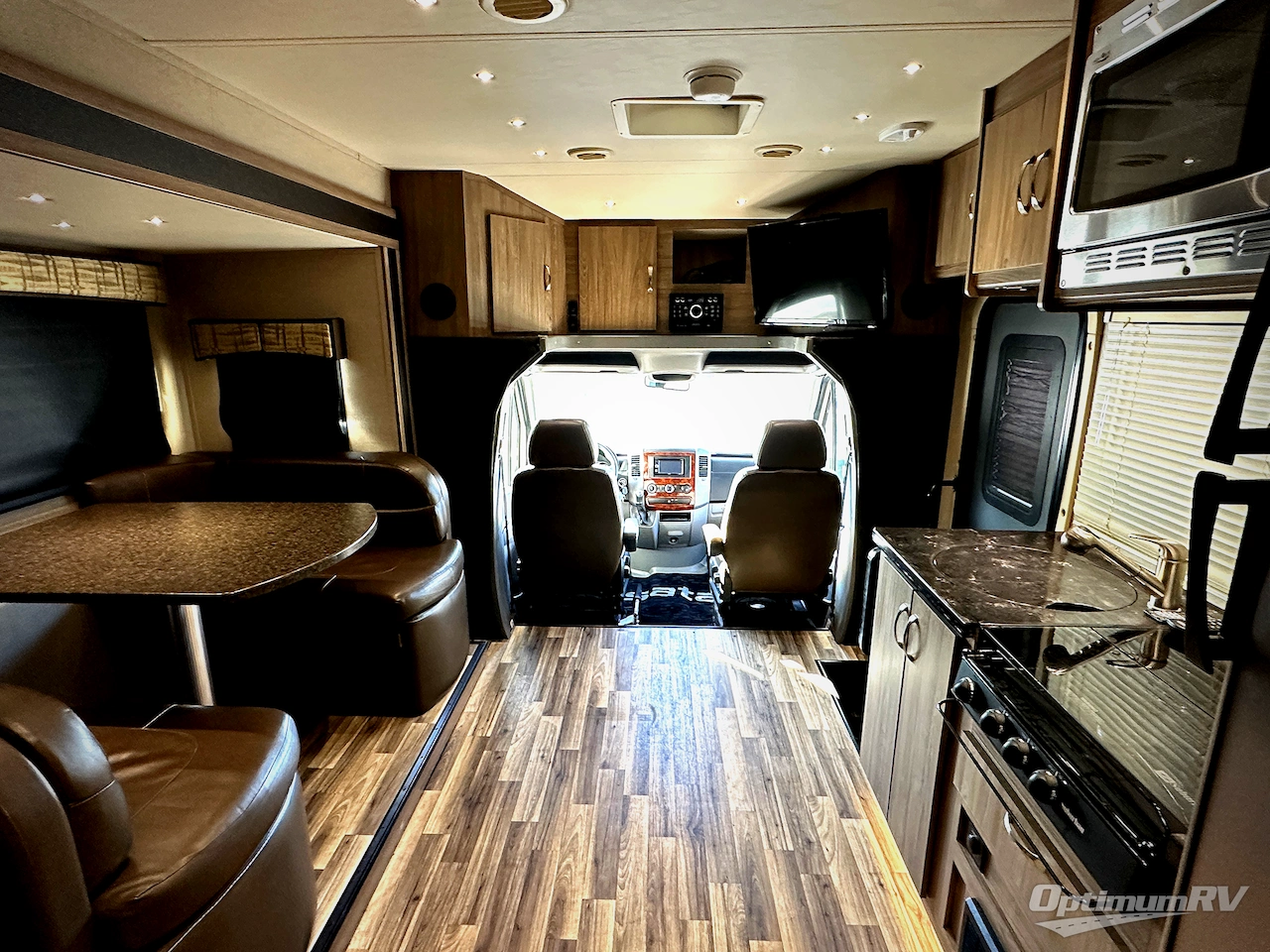 2017 Dynamax isata 3 24FW Photo 6