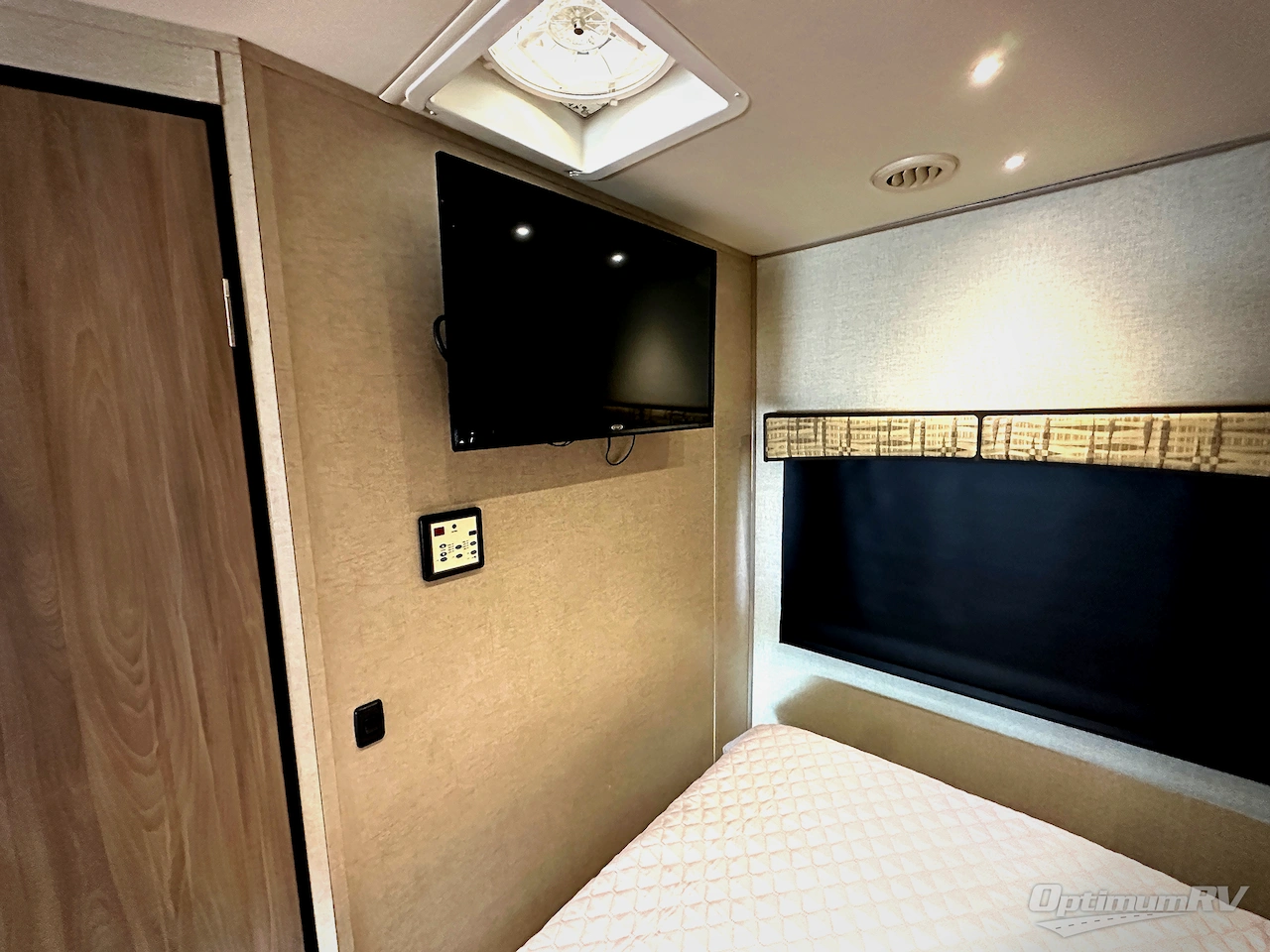 2017 Dynamax isata 3 24FW Photo 10