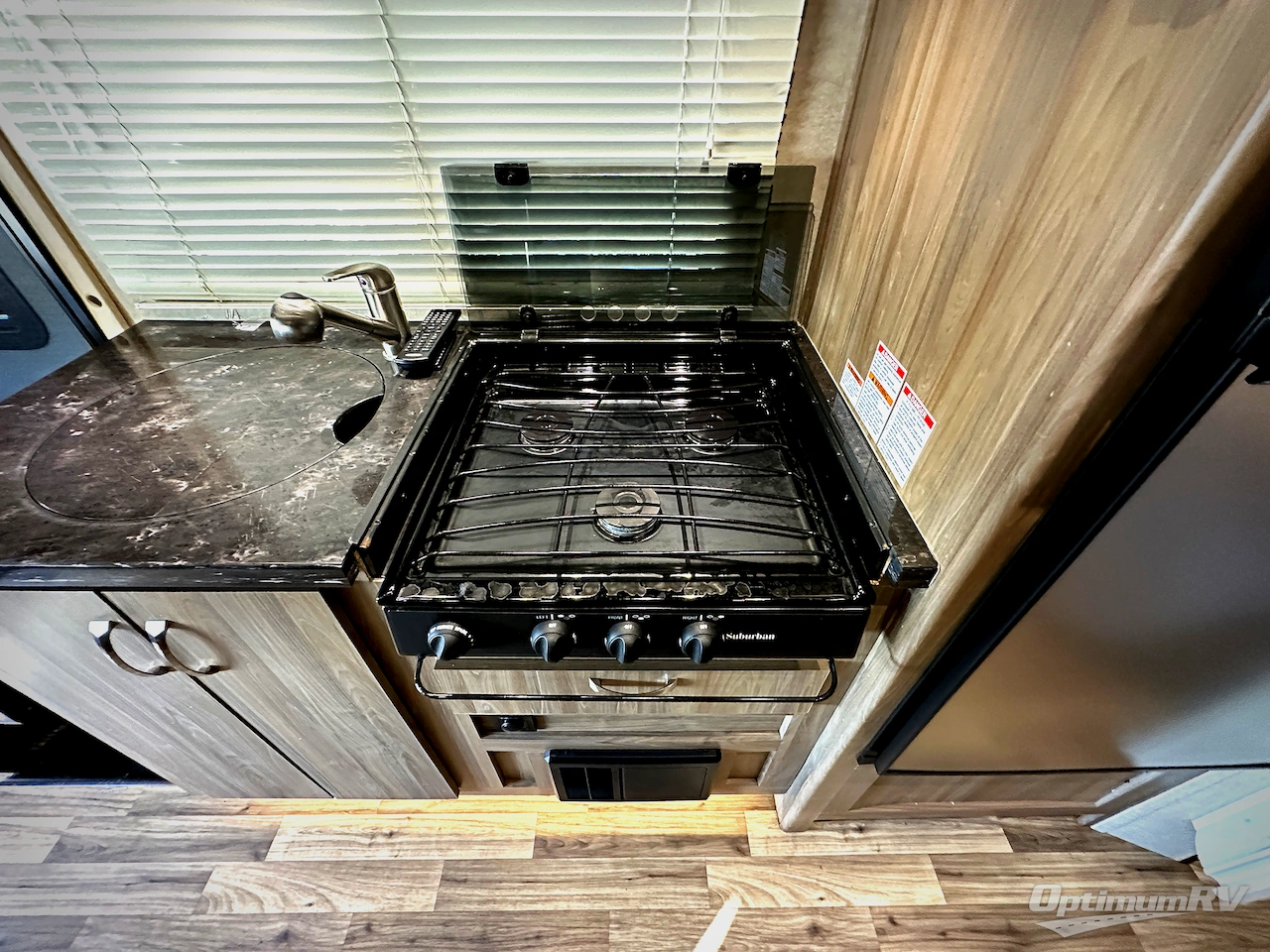 2017 Dynamax isata 3 24FW Photo 15