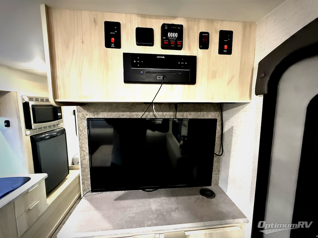 2021 Winnebago Towables Hike H171DB Photo 7