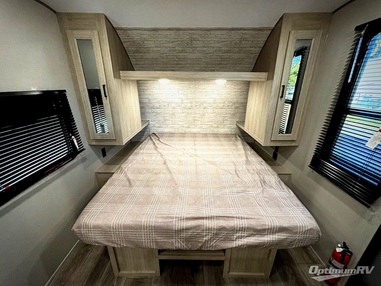 2026 Coachmen Catalina Summit Series 7 194RBS Photo 7