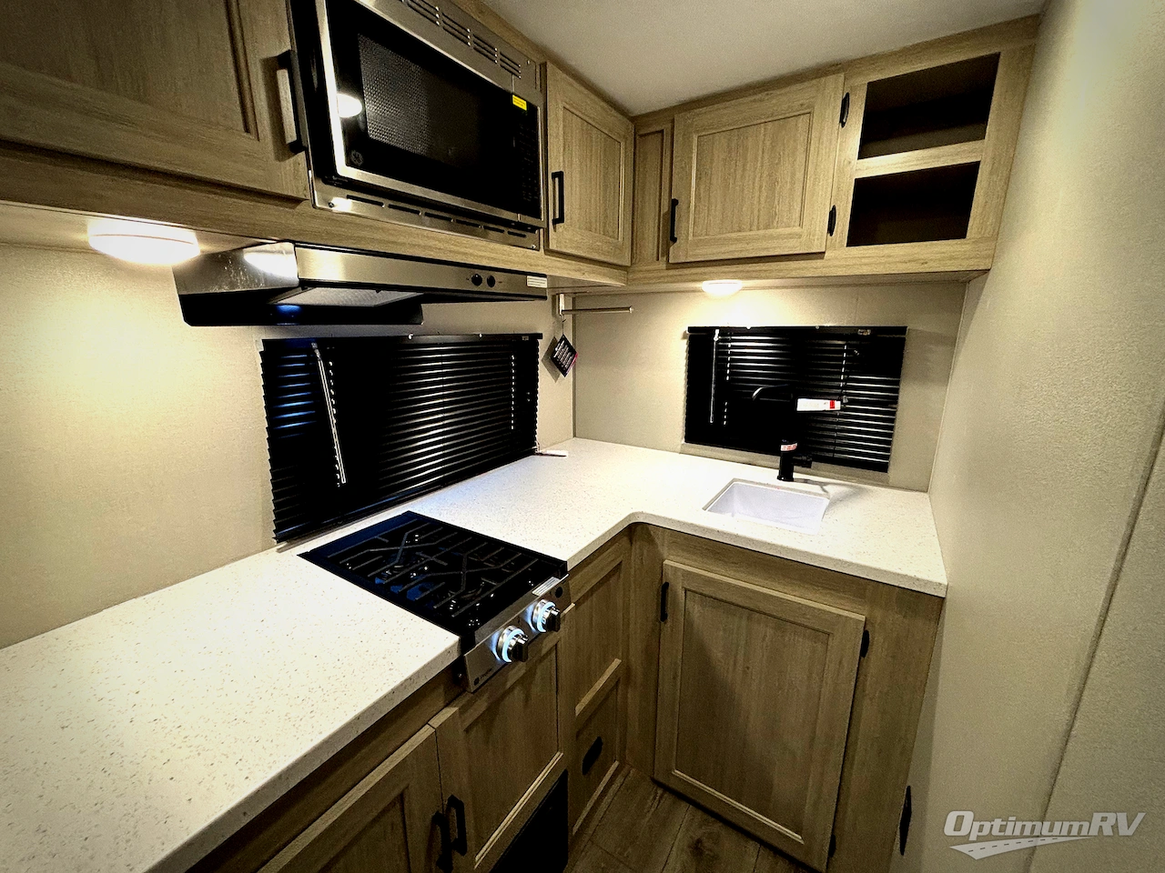 2026 Coachmen Catalina Summit Series 7 194RBS Photo 11