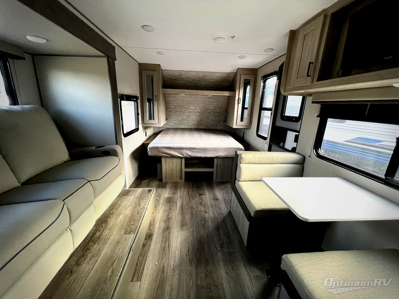 2026 Coachmen Catalina Summit Series 7 194RBS Photo 5