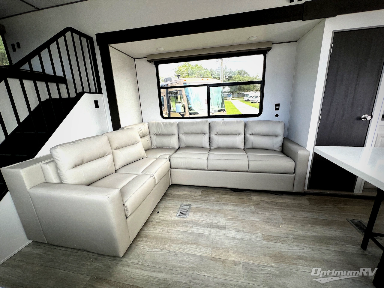 2027 Coachmen Catalina Destination Series 42CONDO Photo 6