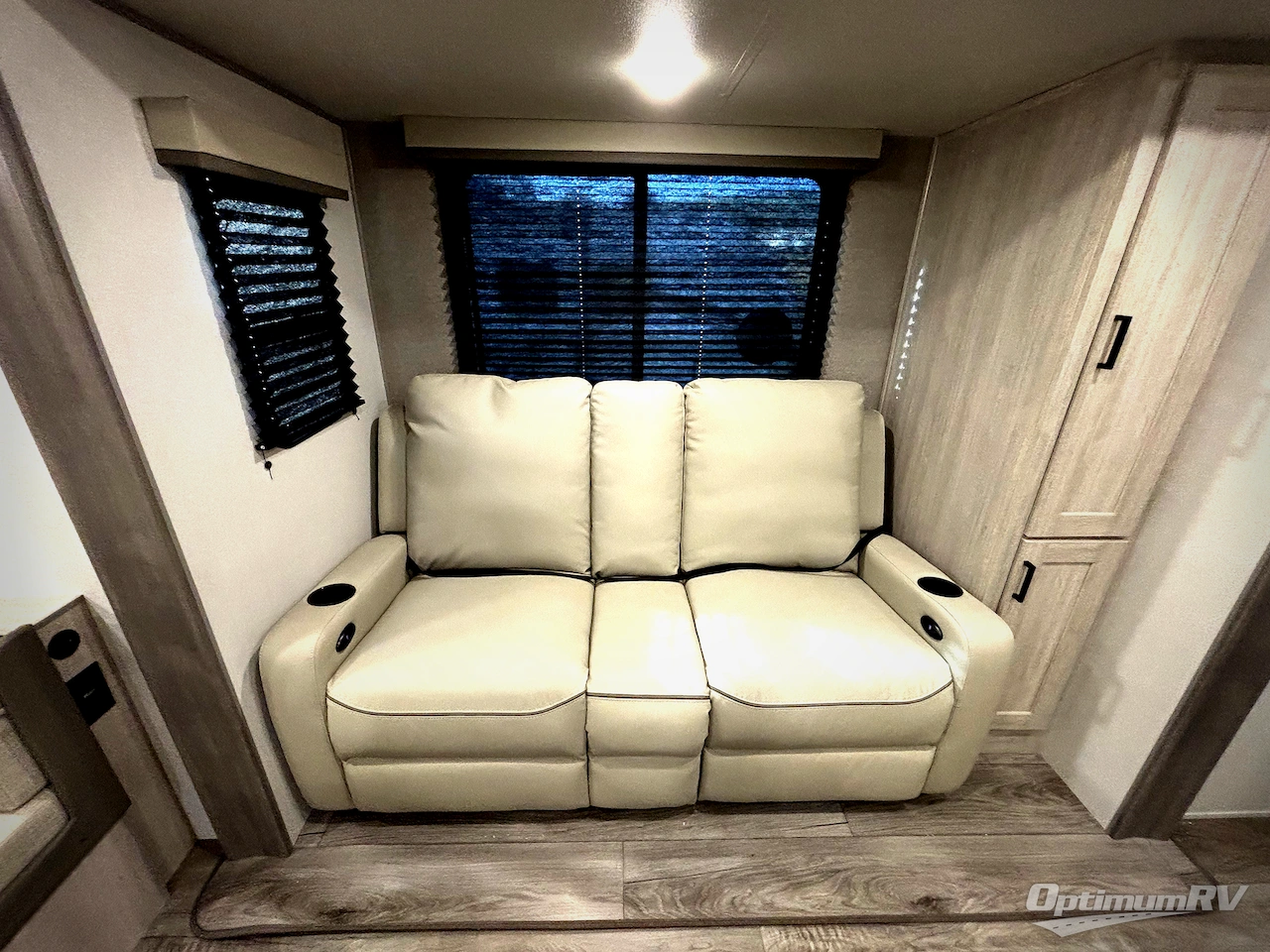 2026 Coachmen Catalina Summit Series 8 231MKS Photo 12