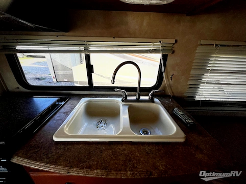 2011 Coachmen Freedom Express LTZ 170RB RV Photo 3