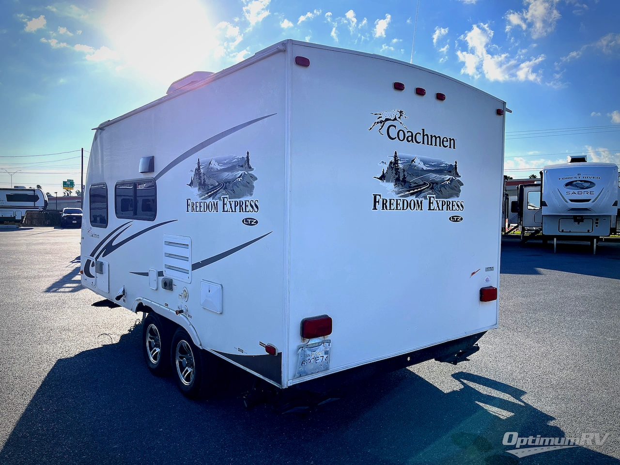 2011 Coachmen Freedom Express LTZ 170RB Photo 15
