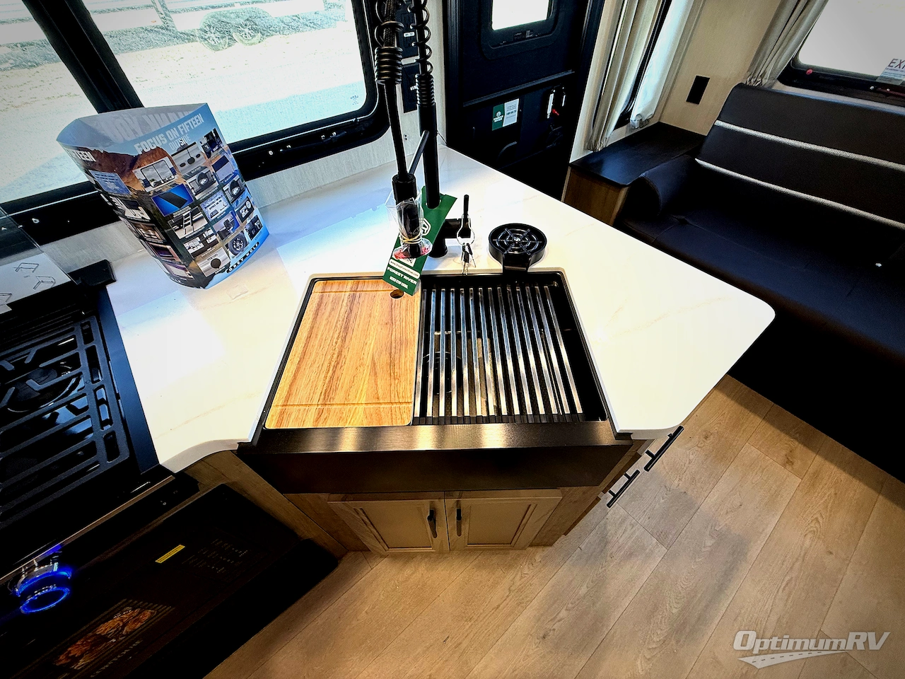 2026 Forest River Cherokee Grey Wolf Black label 23MKBL Photo 11