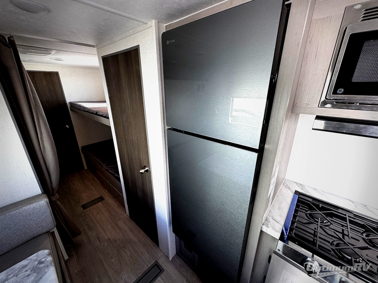 2026 Coachmen Clipper 5K Series 25QBH Photo 5