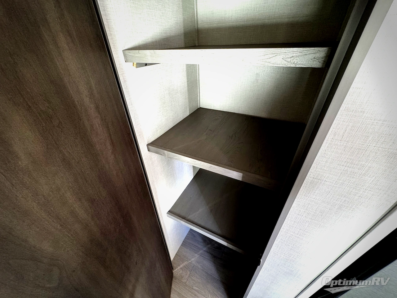 2026 Coachmen Clipper 5K Series 25QBH Photo 7