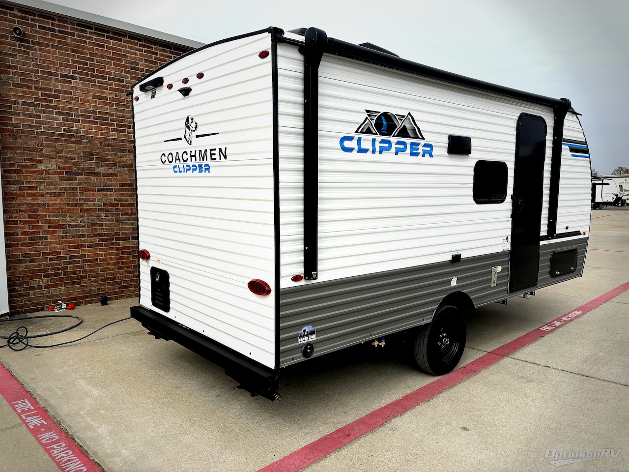 2026 Coachmen Clipper Cadet 17CBH Photo 2