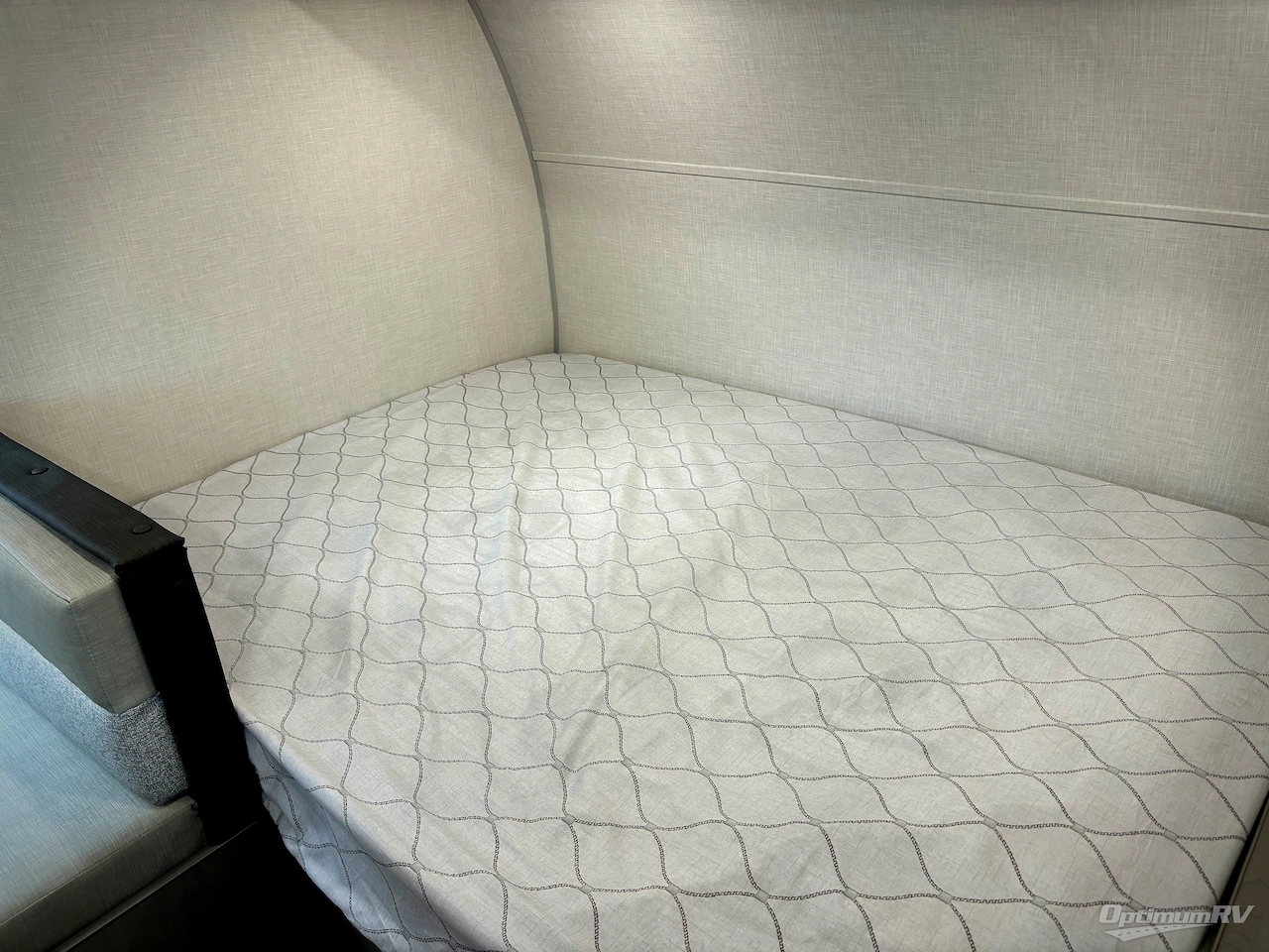 2026 Coachmen Clipper Cadet 17CBH Photo 7