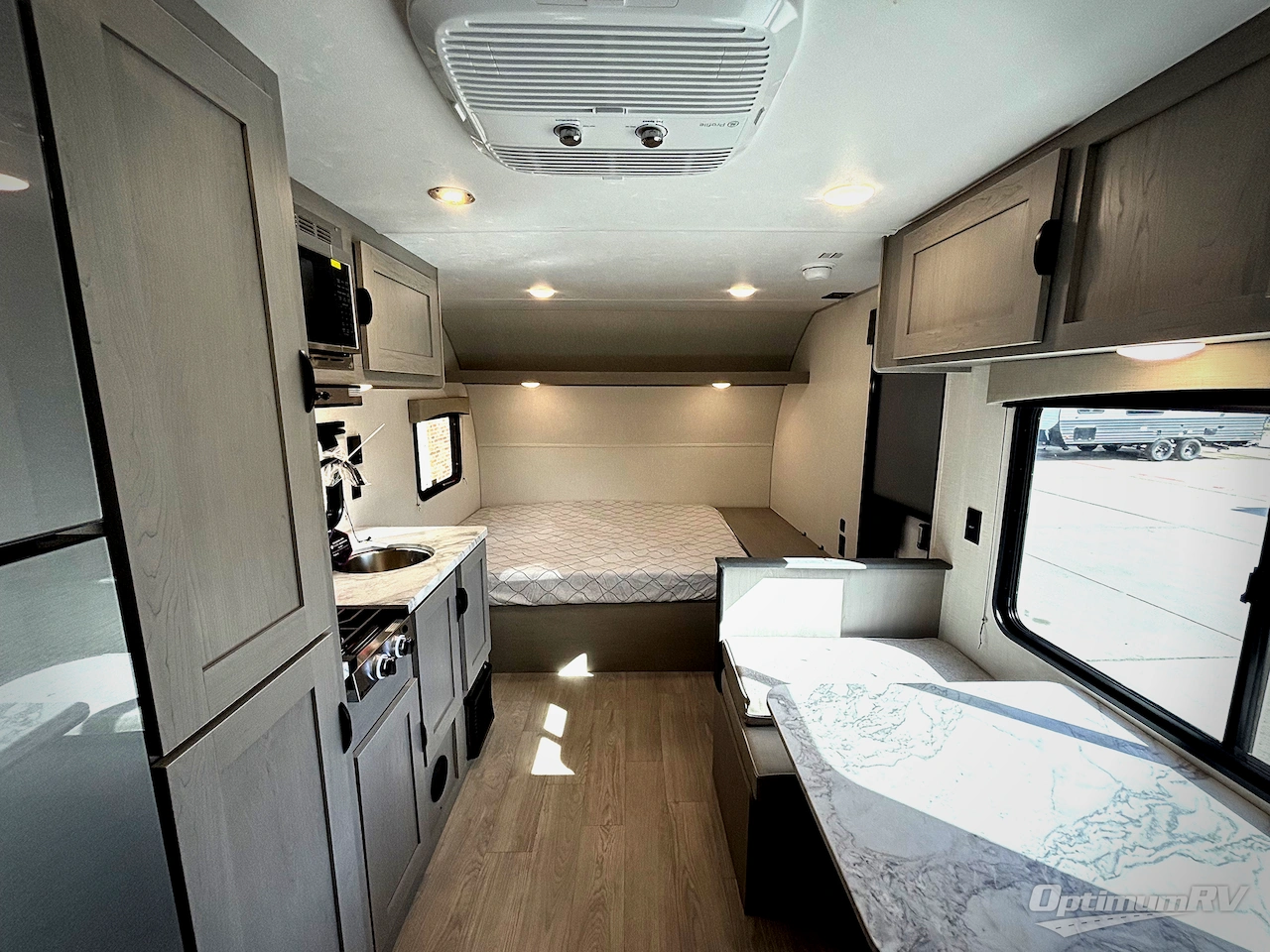 2026 Coachmen Clipper 4K Series 18BH Photo 6