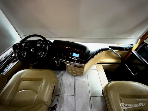 2014 Newmar Ventana 4037 RV Photo 2