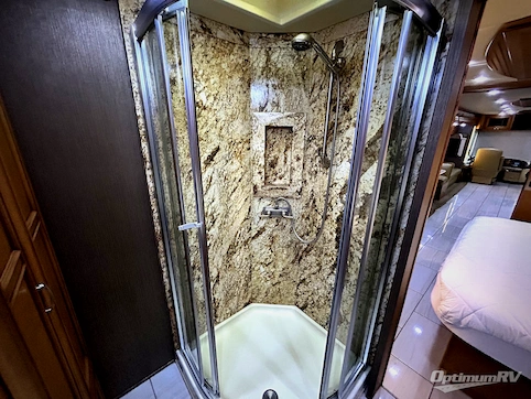 2014 Newmar Ventana 4037 RV Photo 4