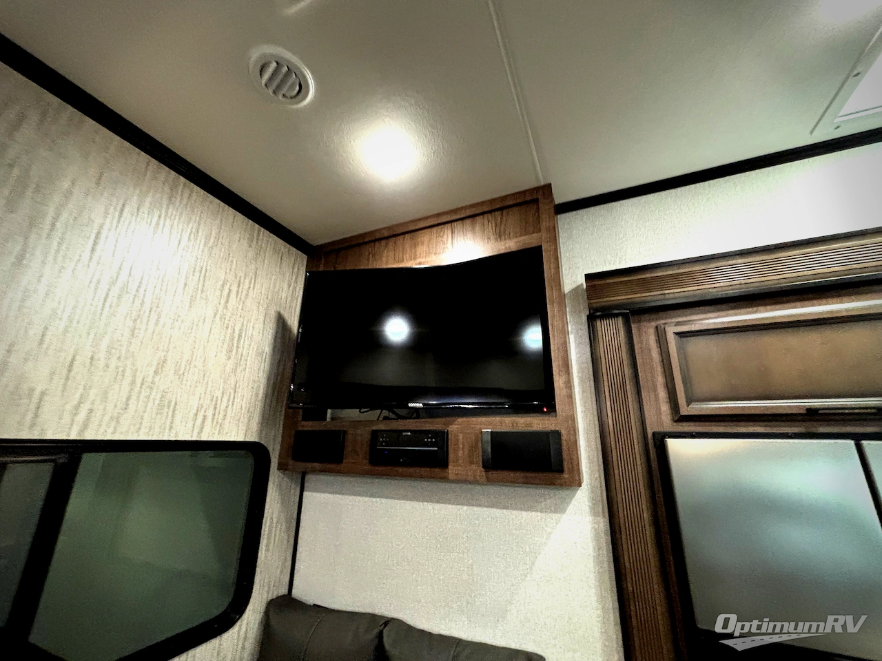 2022 KZ Venom V-Series V3916TK Photo 18