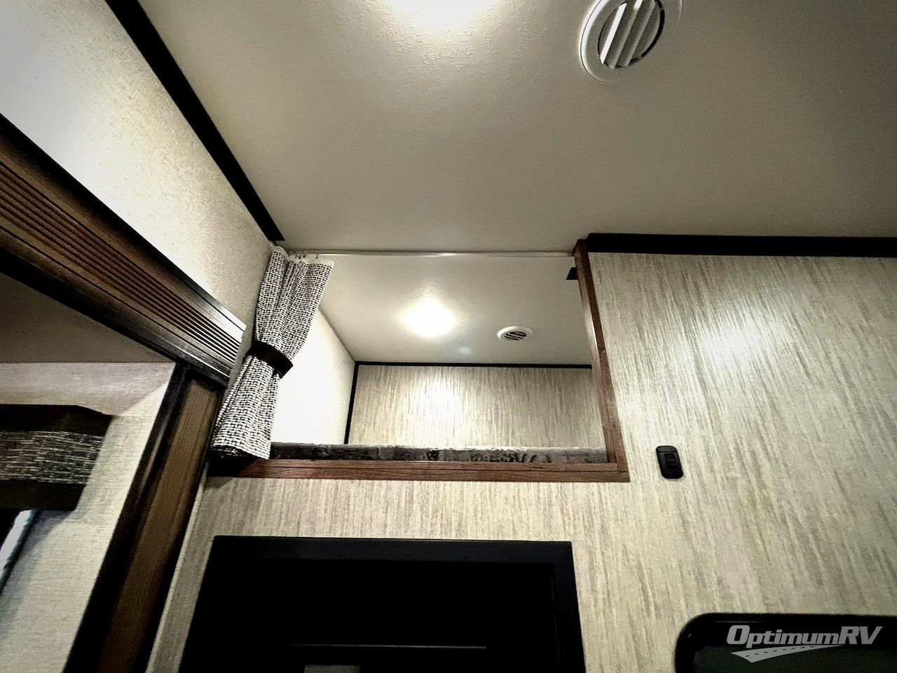 2022 KZ Venom V-Series V3916TK Photo 19