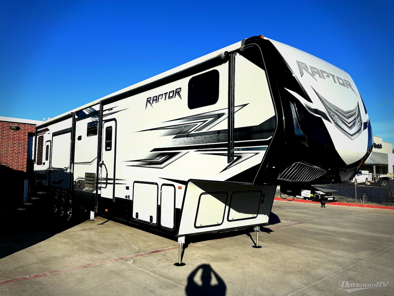 2018 Keystone Raptor 428SP Photo 1