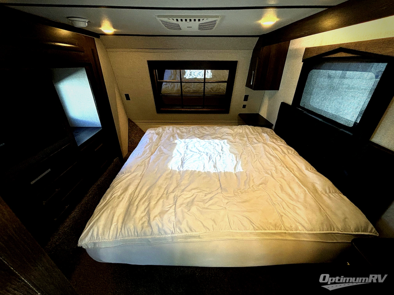 2018 Keystone Raptor 428SP Photo 13