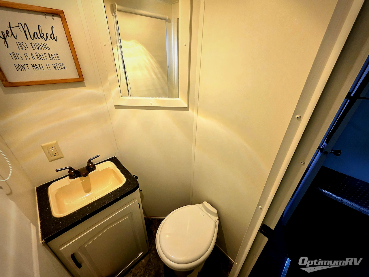 2013 Keystone Raptor 395LEV Photo 20
