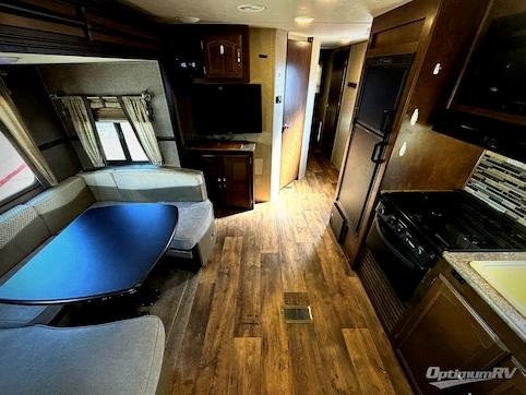 2017 Forest River Salem Hemisphere Hyper-Lyte 24RLSHL RV Photo 2