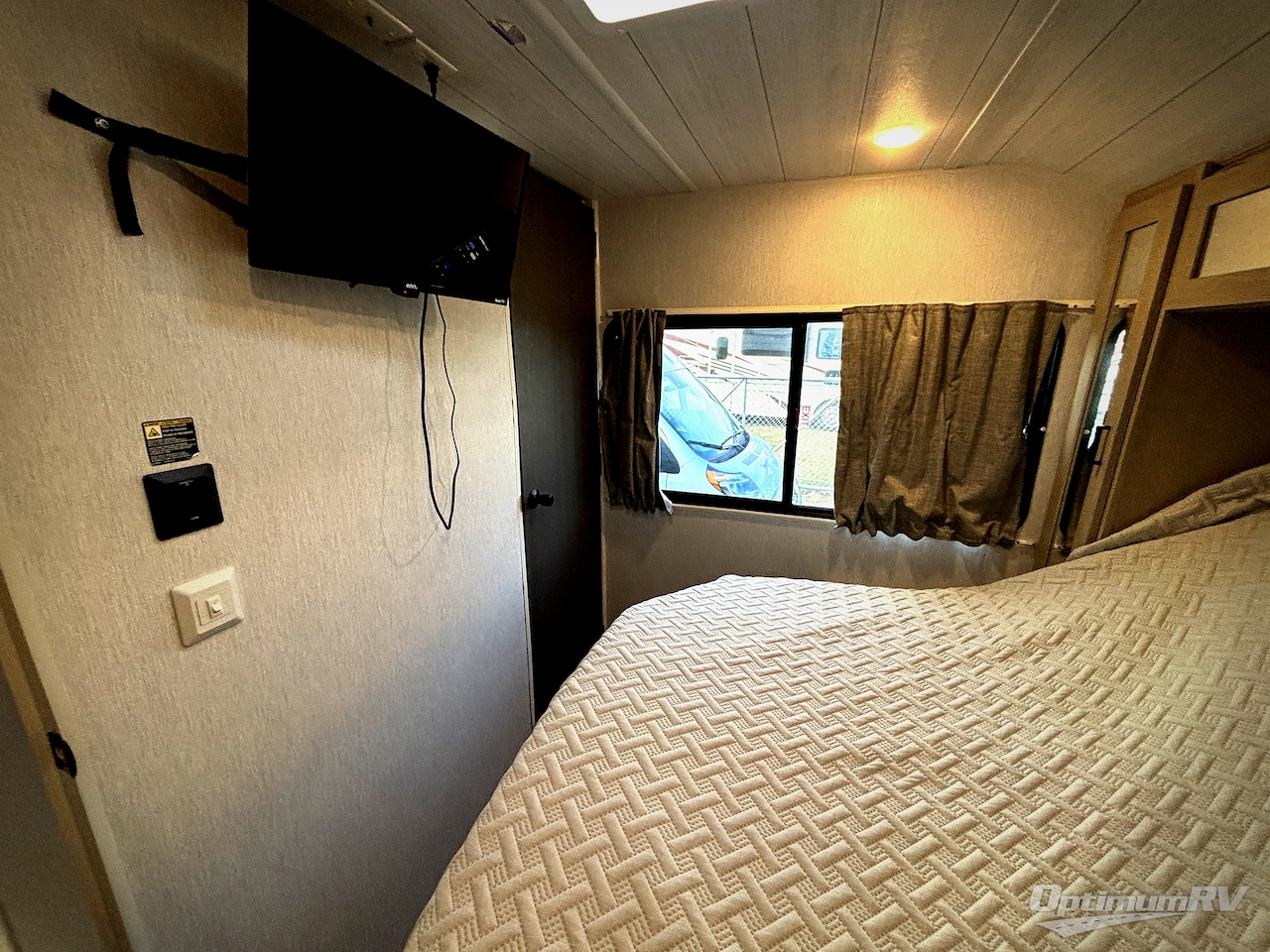 2024 Forest River Wildwood 27RKX Photo 12