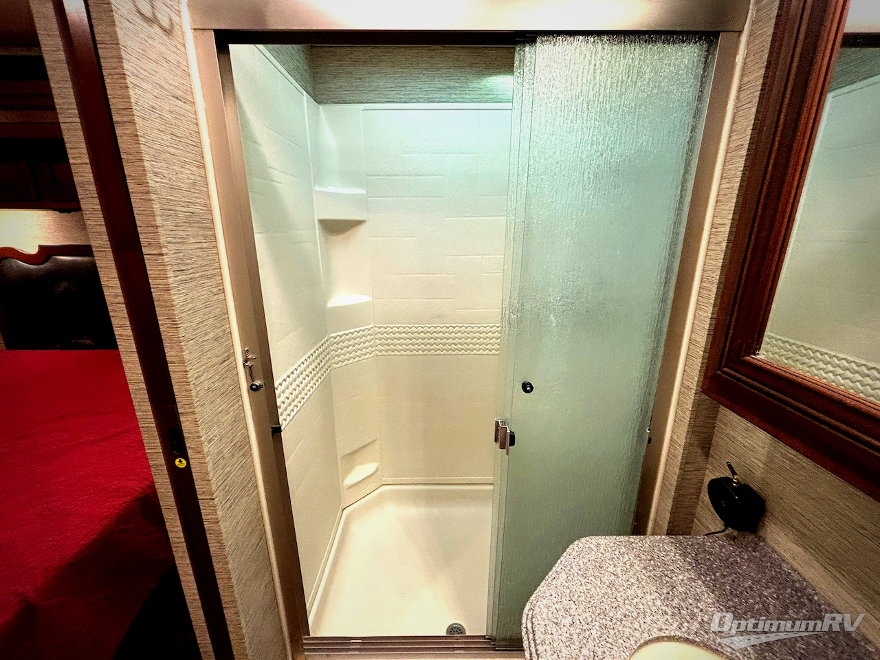 2017 Newmar Canyon Star 3710 Photo 21